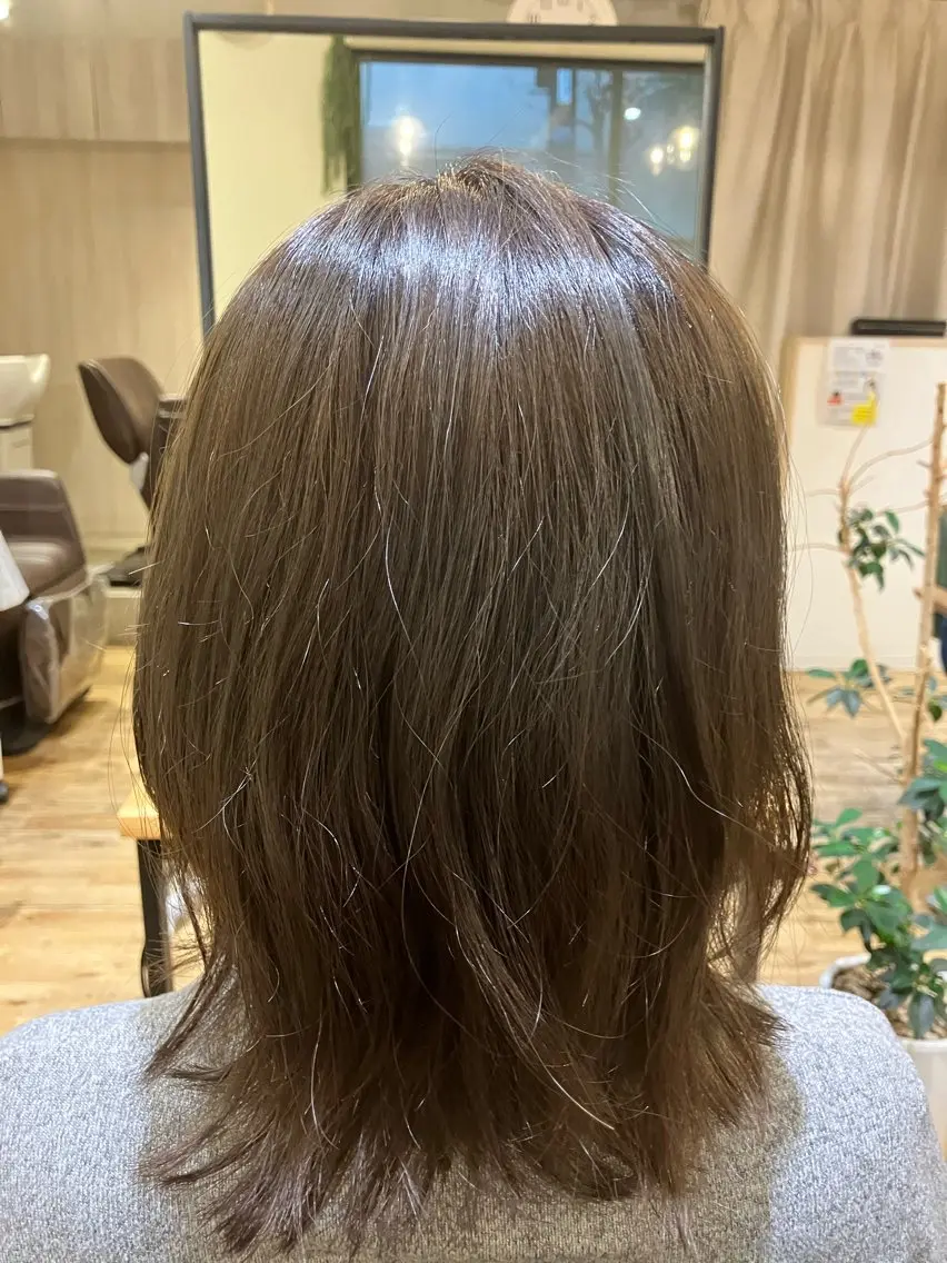 ミディアム カラー グレージュ モデル募集/lala _osawa🐳🫧のヘアスタイル