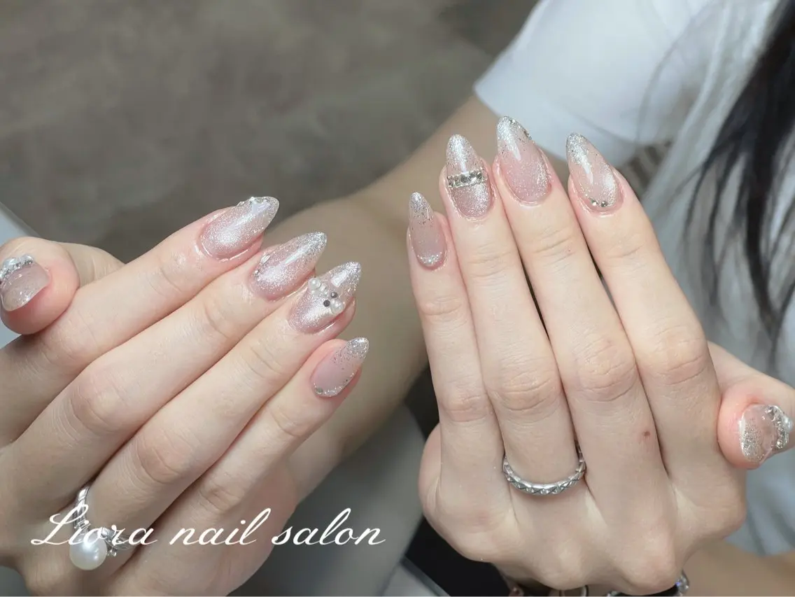 ネイル チークネイル フットネイル フレンチネイル ジェルネイル ガーリー ハンドネイル Liora nailのネイルデザイン