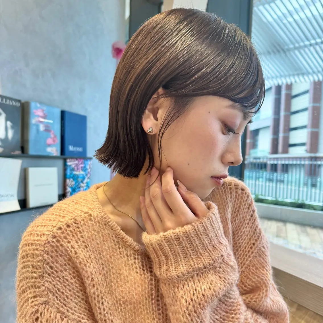 ショート カット ヘアカラー 小顔ボブ🌸 hinakoのヘアスタイル