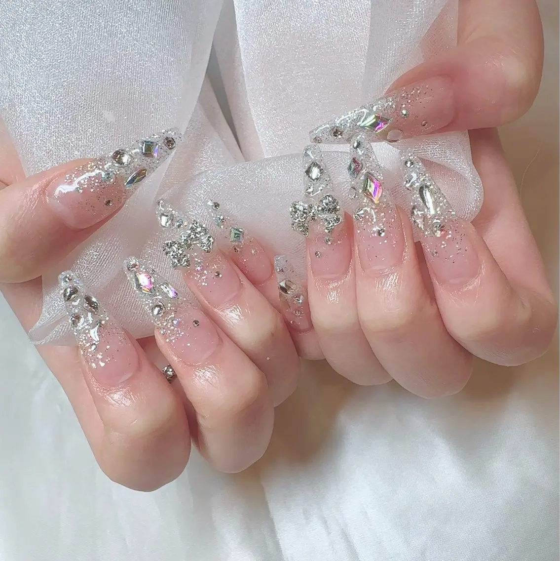 ネイル ハンドネイル LOVE NAIL 店長　MIKAのネイルデザイン