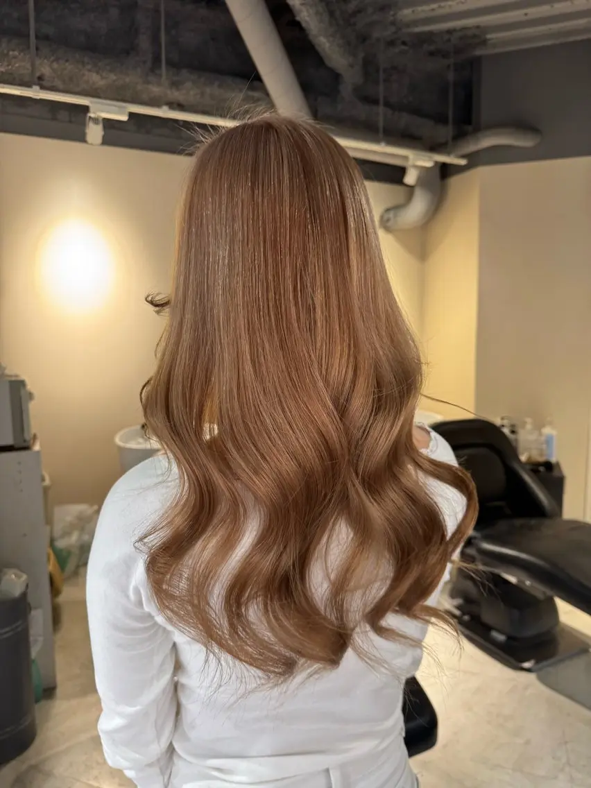 ロング カラー 韓国🎀中明度カラー リストSAKURAのヘアスタイル