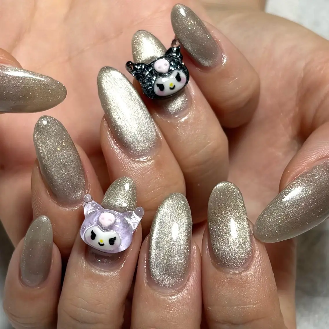 ネイル ハンドネイル WHITE NAIL 鳳店AYUMIのネイルデザイン