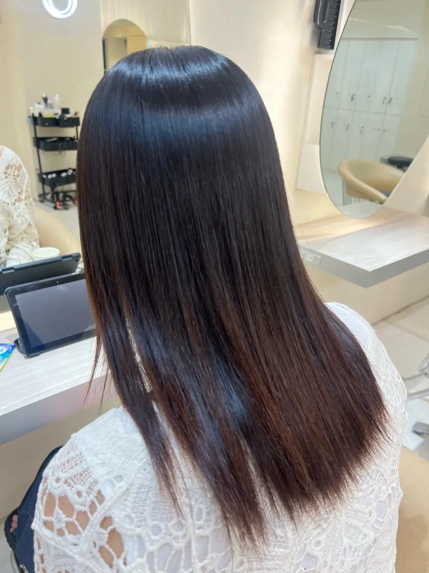 ロング 縮毛矯正 トリートメント 重松 丈博のヘアスタイル