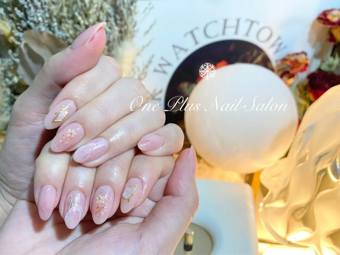 カラー ネイル ハンドネイル One Plus Nail Salonのネイルデザイン