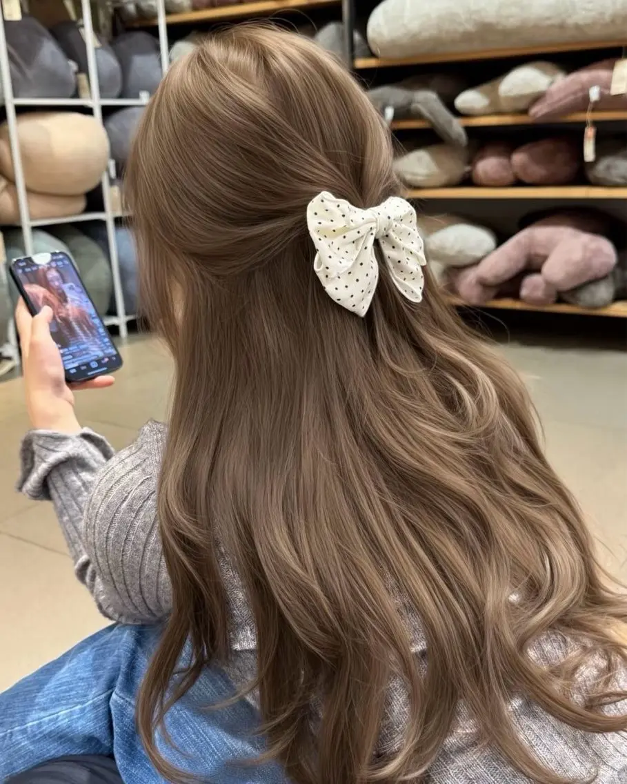 ロング カラー ヘアカラー 透明感ベージュ×レイ ヤーカット🎀セナのヘアスタイル