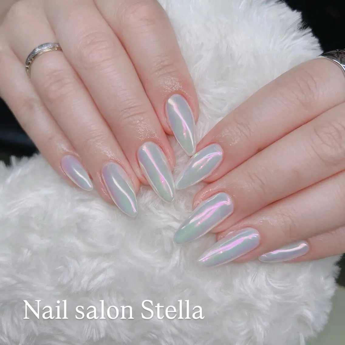 ネイル オーロラネイル ミラーネイル ハンドネイル Nail salon Stellaのネイルデザイン