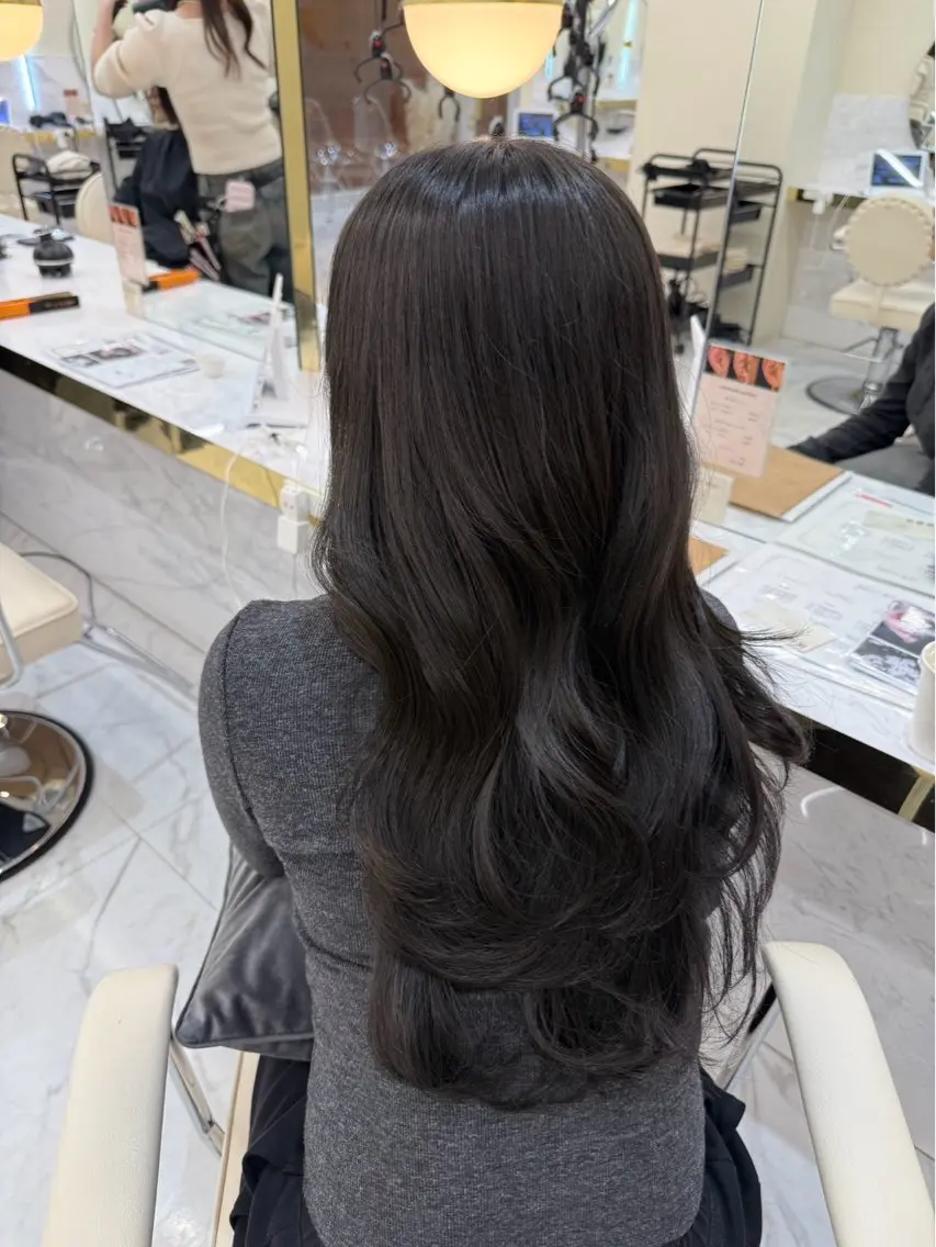セミロング カラー ヘアアレンジ ヘアカラー 모모(momo)🍑 本場韓国ヘア🪽‪のヘアスタイル