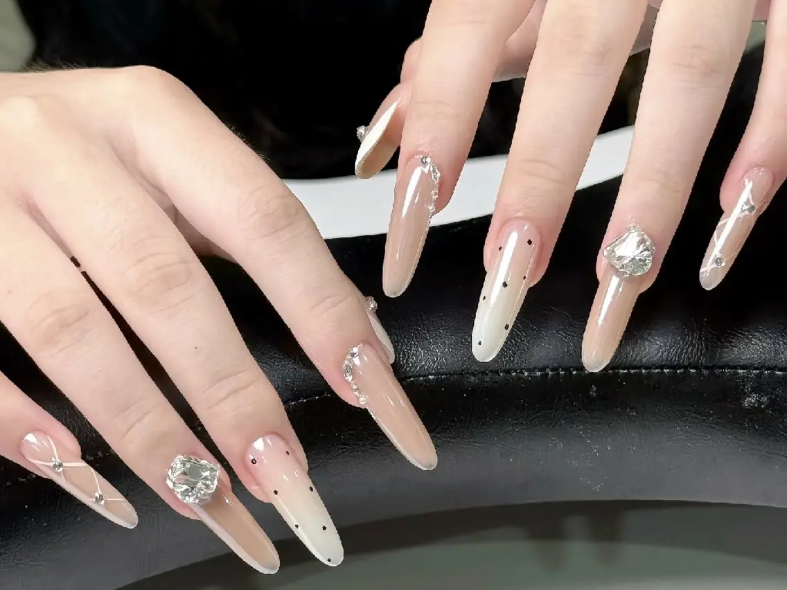ネイル Yuki Sakai nailのネイルデザイン