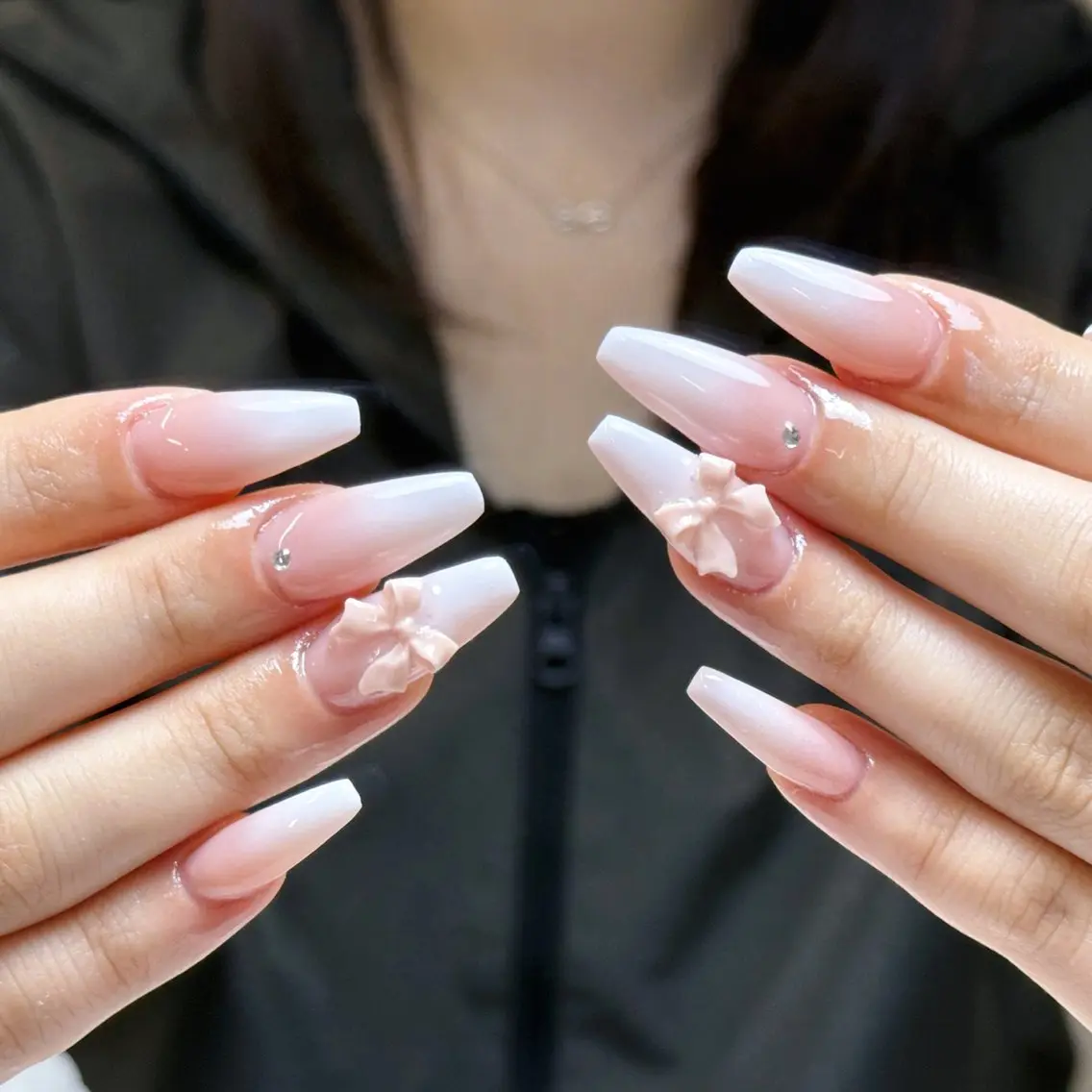 ネイル ガーリー ロングネイル リボン ハンドネイル M’seyelash &nailミアのネイルデザイン