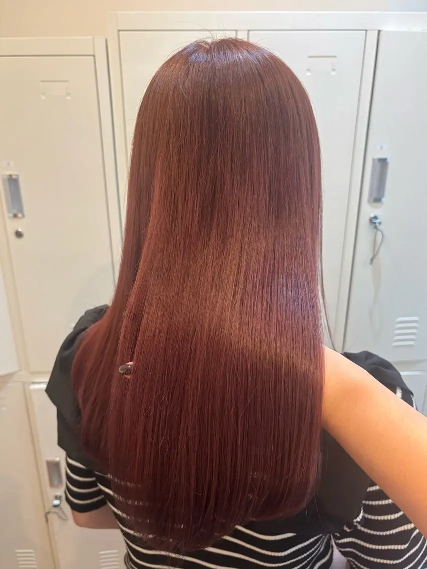 ロング カラー ブリーチ ブラウンカラー ブリーチなしカラー ピンクカラー ローズカラー little ruca‎𖤐のヘアスタイル