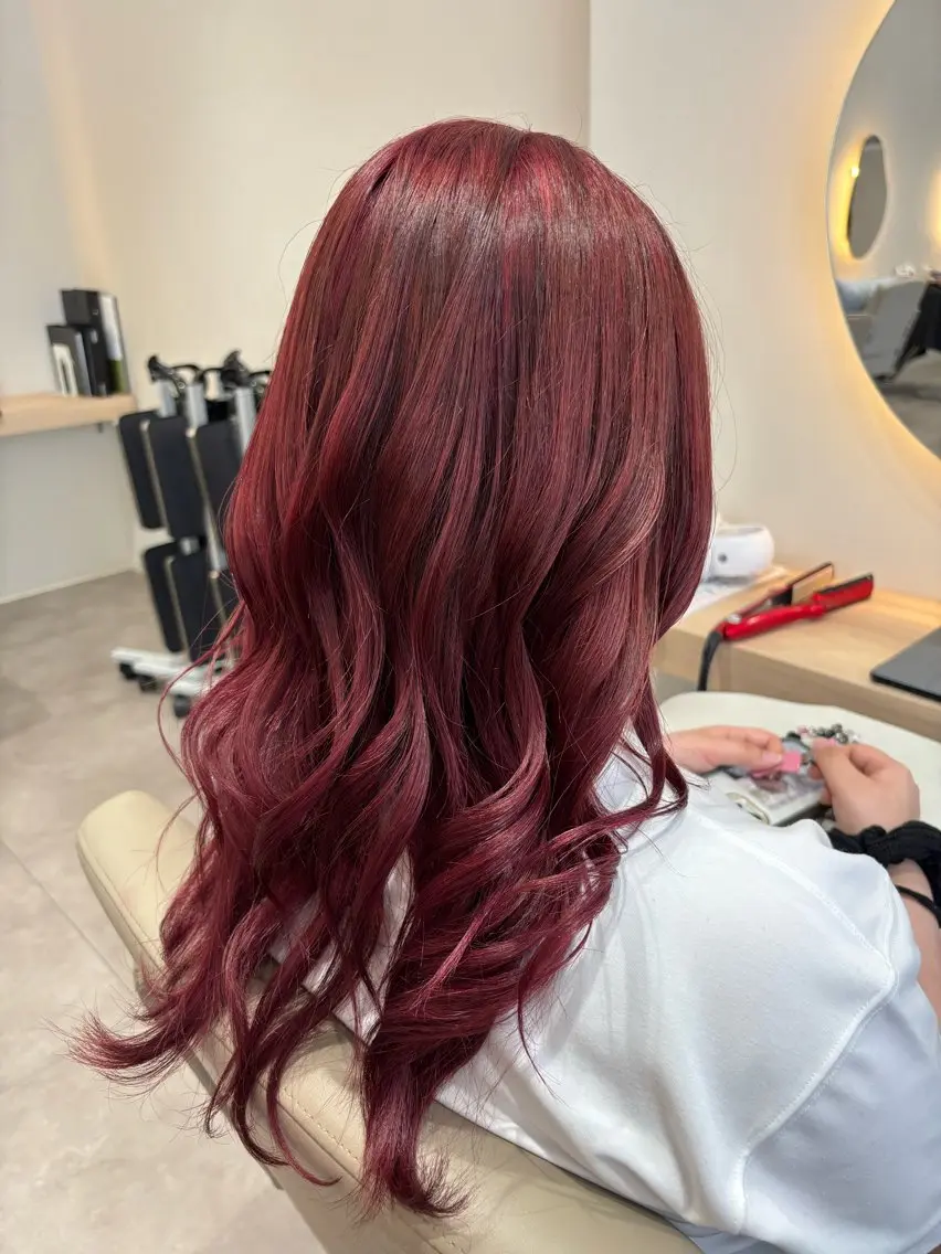 ロング カット ヘアカラー 🫧Ayumu🫧 透明感カラー/春日のヘアスタイル