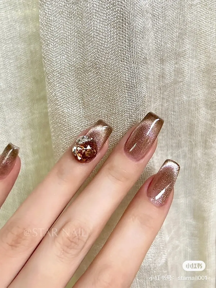 ネイル フレンチネイル マグネットネイル マグネットフレンチ ハンドネイル ToliyDeliy Nail Salonのネイルデザイン
