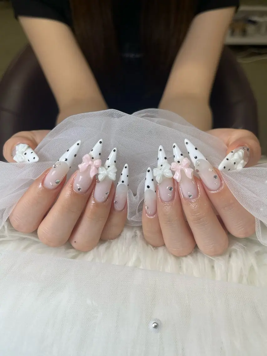 ネイル ハンドネイル NiJi Nailsのネイルデザイン