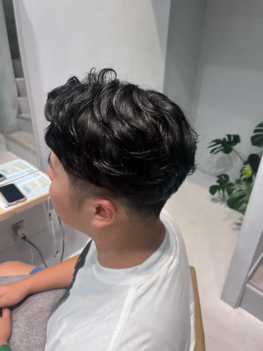 パーマ メンズ -みつま はるな-のヘアスタイル