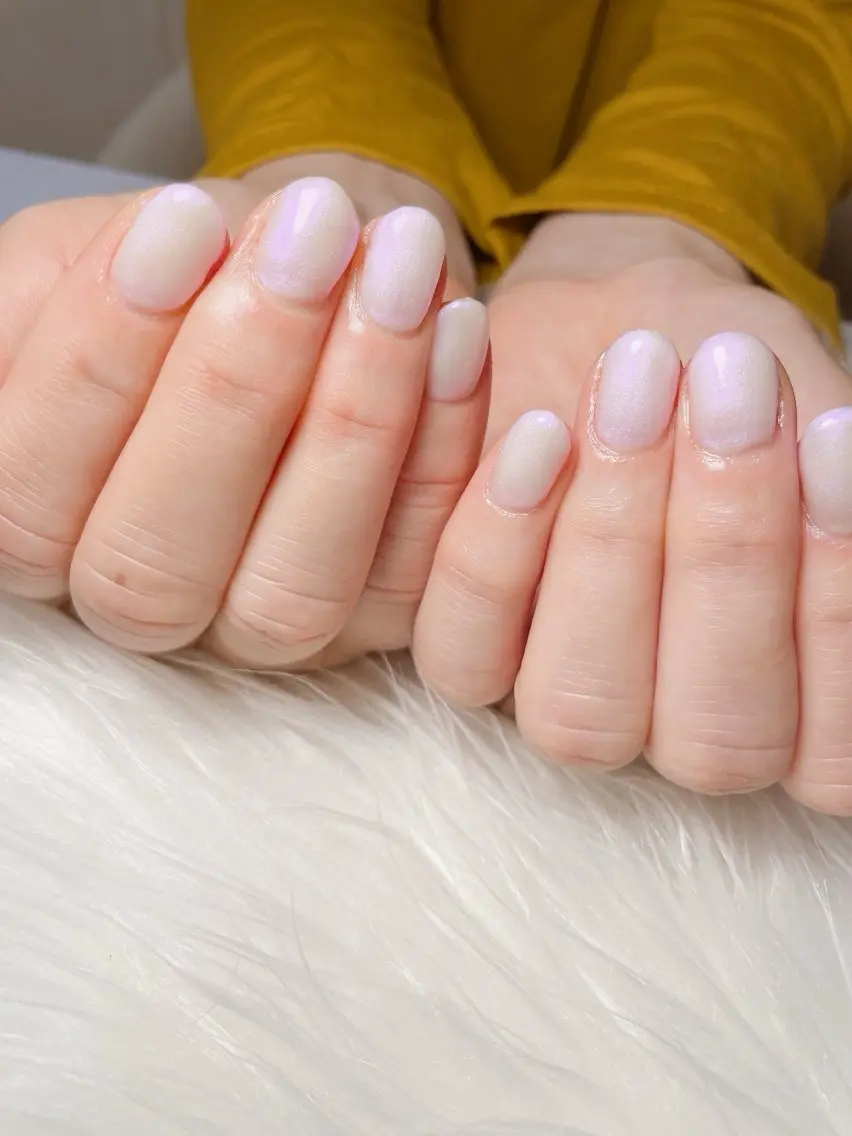 ネイル オーロラネイル ワンカラーネイル nailsalon Rinのネイルデザイン
