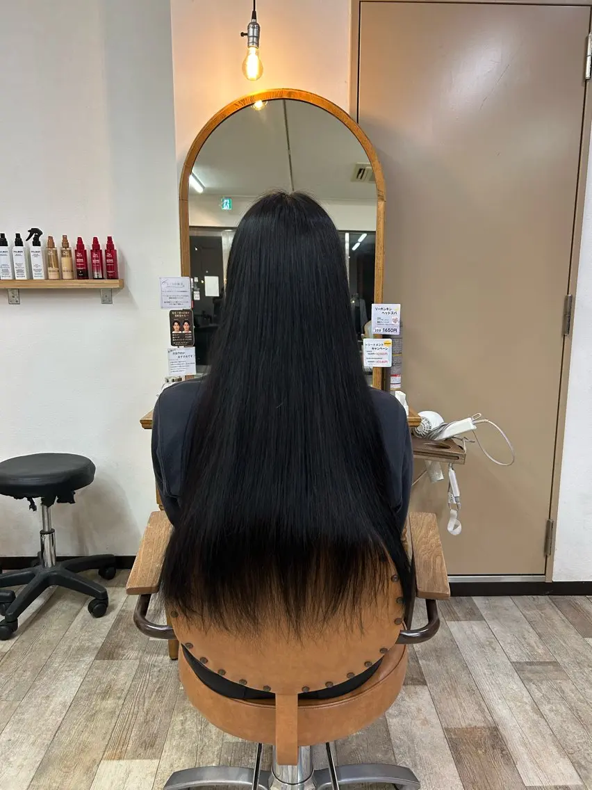 ロング ヘアカラー Rin ku-to andCのヘアスタイル