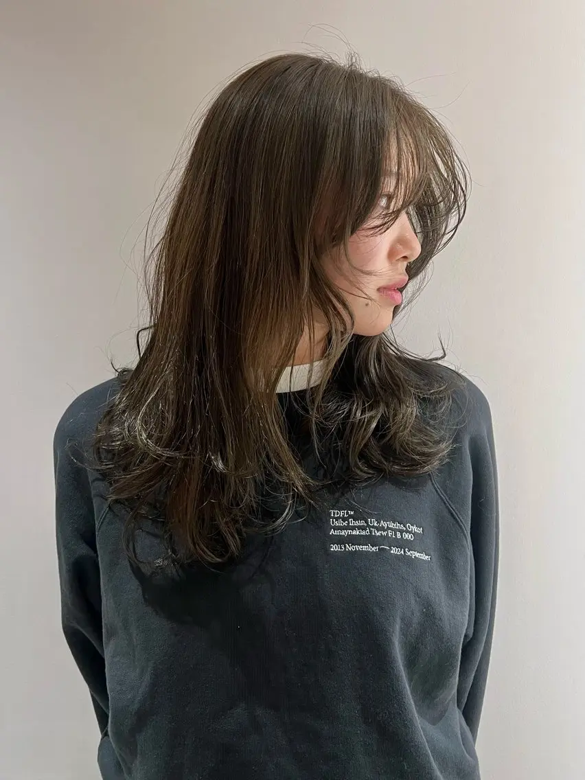 セミロング 似合わせカット カット ヘアカラー SATSUKI サツキのヘアスタイル