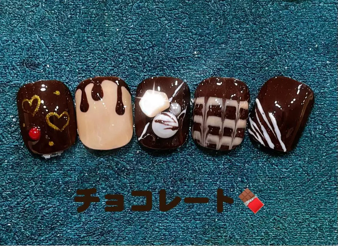 ネイル ToliyDeliy Nail Salonのネイルデザイン