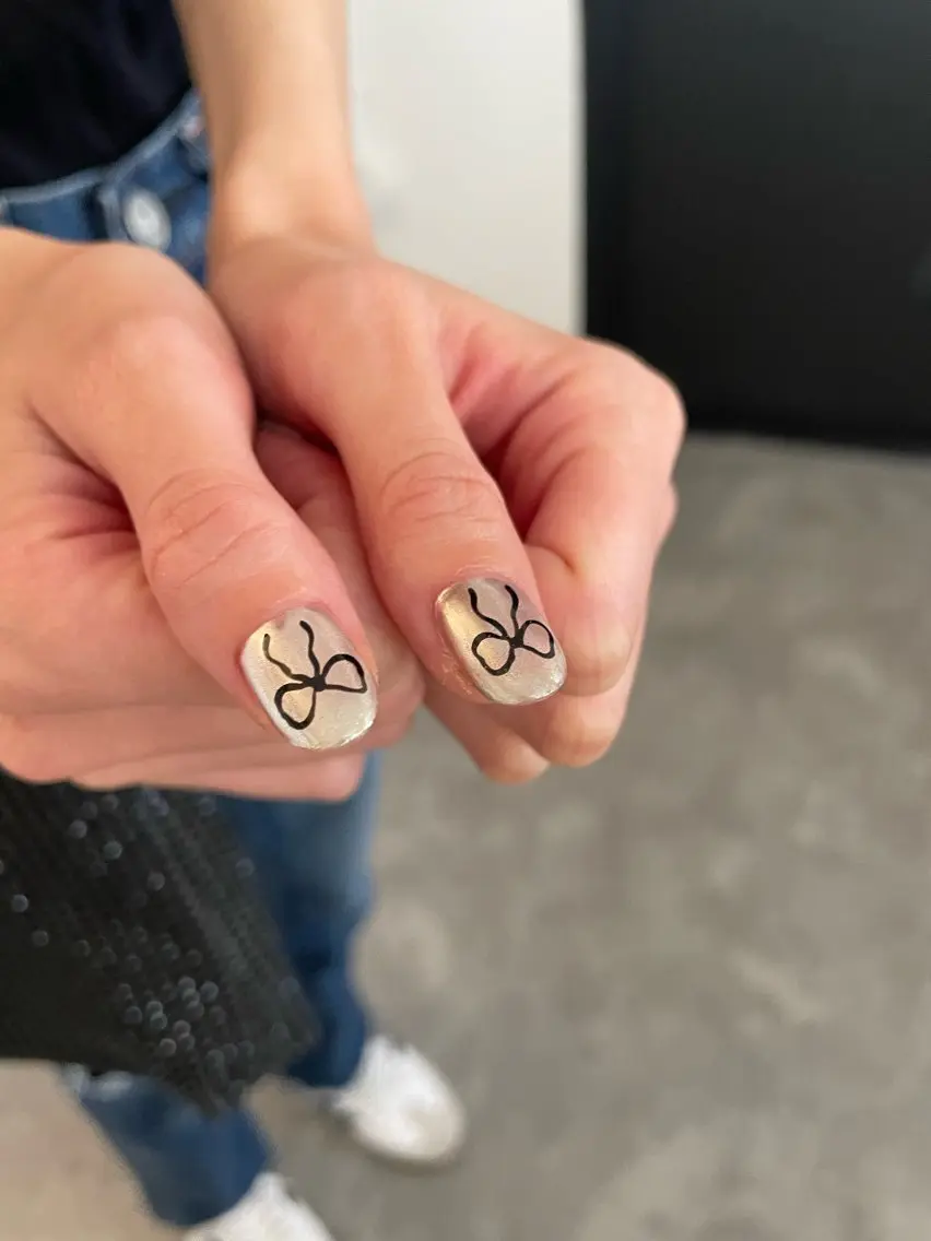 ネイル ハンドネイル roof nailのネイルデザイン
