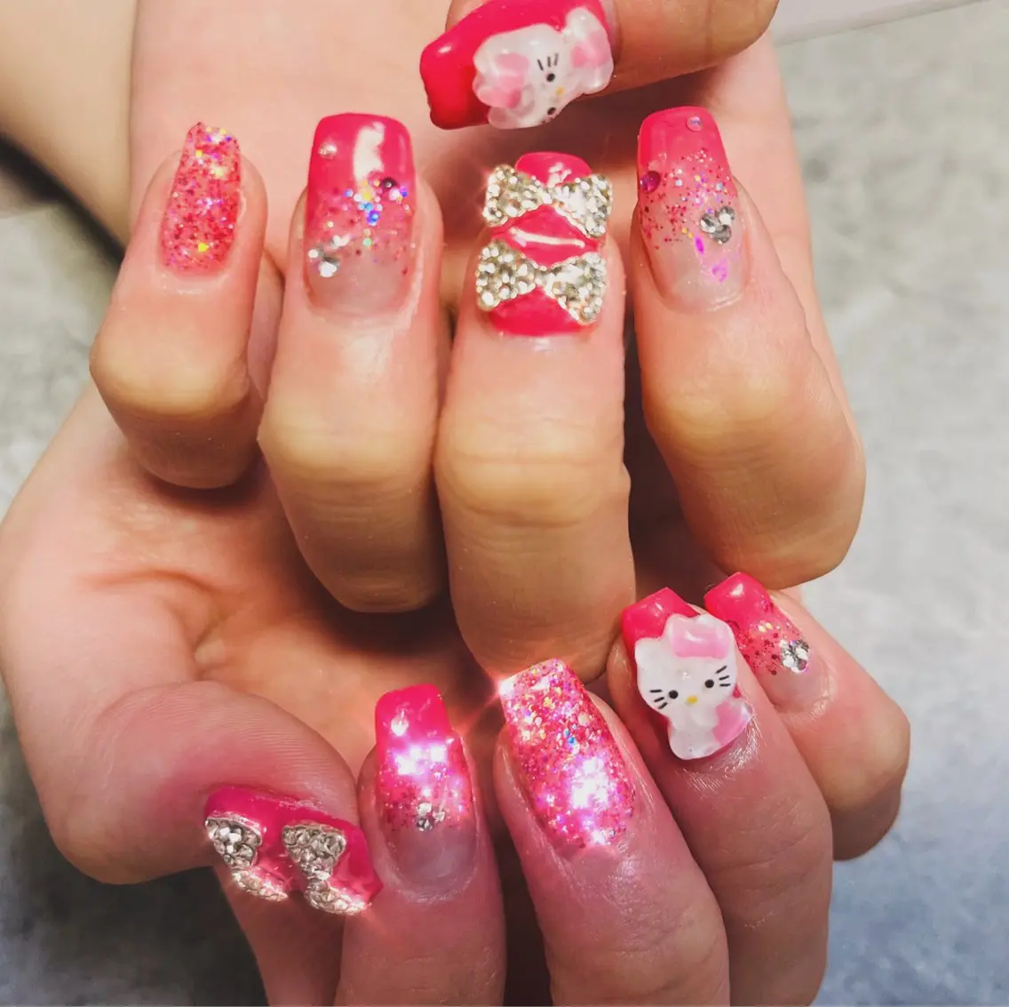 ネイル 持ち込み ピンク リボン ハンドネイル ハンドケア ベテランネイル cnc nailのネイルデザイン