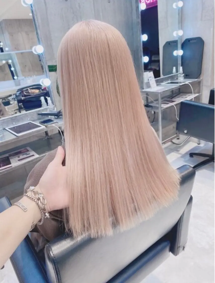ロング カラー ベージュカラー ピンクカラー ピンクベージュ 🌈【🎀ヘアデザイ ナー🎀】✨ノン✨のヘアスタイル