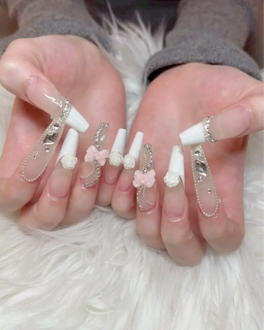 ネイル ジェルネイル グラデーション キラキラネイル 韓国ネイル ラメ(グリッター) ハンドネイル kana nailのネイルデザイン