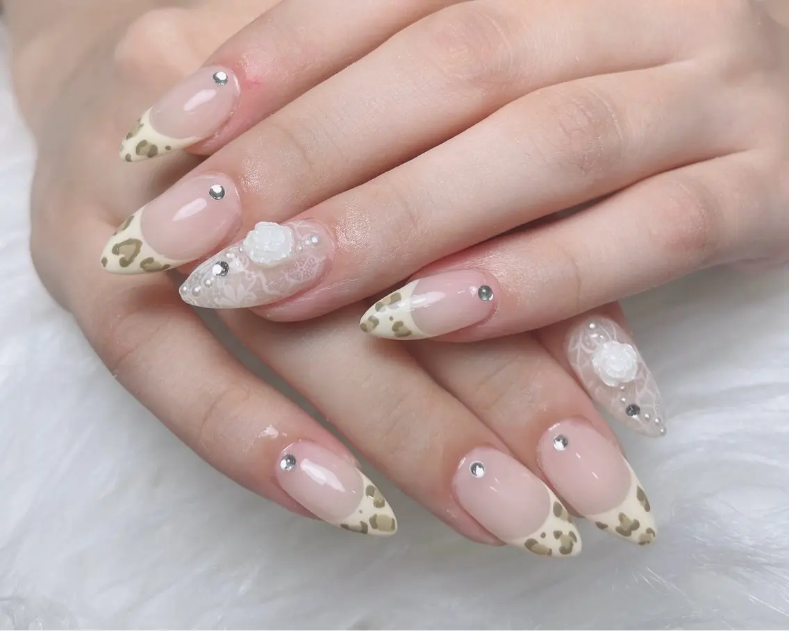 ネイル アートネイル オーロラネイル フレンチネイル ジェルネイル グラデーション Sora nail 長さ出し専門店のネイルデザイン