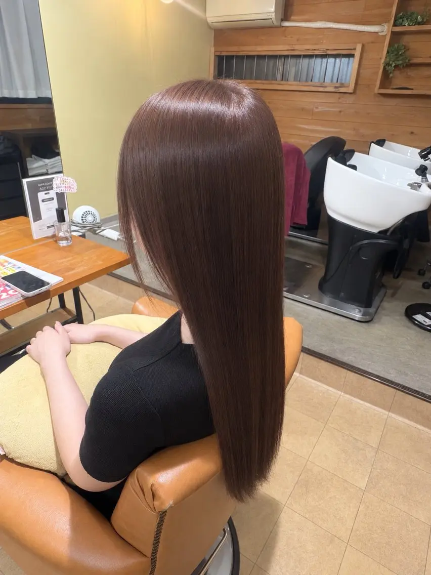 ロング ピンクブラウン ヘアカラー トリートメント MOMOKA 🦋 NICCOLO/西新のヘアスタイル