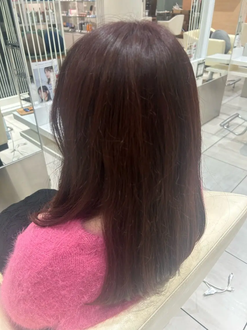 セミロング カラー ベージュカラー ピンクカラー ピンクベージュ 梅林 三緒のヘアスタイル