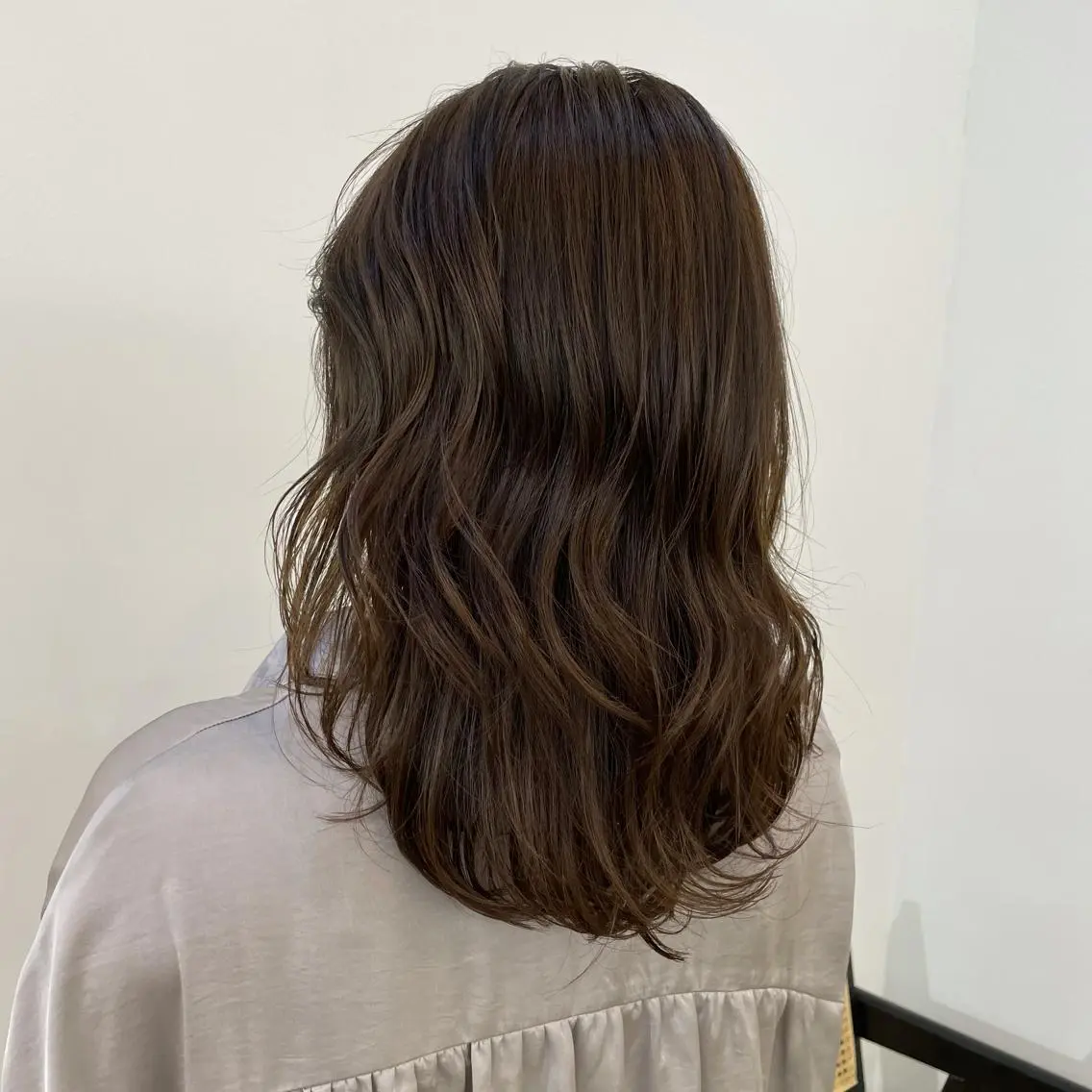 セミロング カラー オリーブカラー ヘアカラー shun 原宿/表参道のヘアスタイル