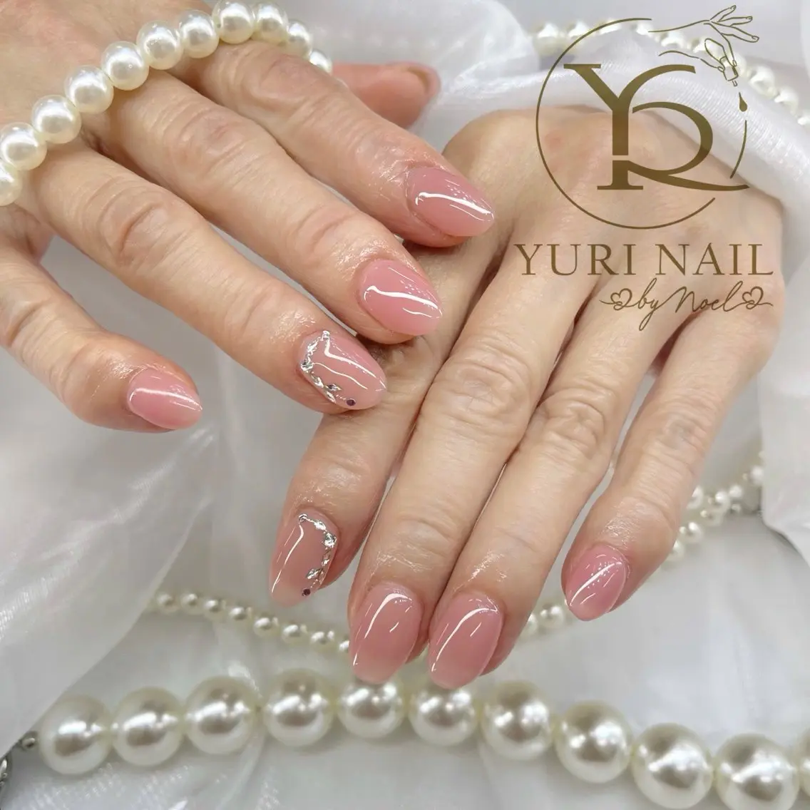 ネイル ハンドネイル フットネイル ハンドケア YURI Nail NARITAのネイルデザイン