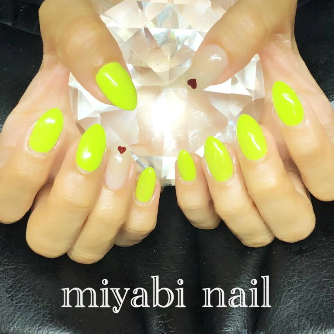 ネイル ジェルネイル グリーン 韓国ネイル 持ち込み シンプルネイル ハンドネイル miyabi nail 桂川駅近くのネイルデザイン