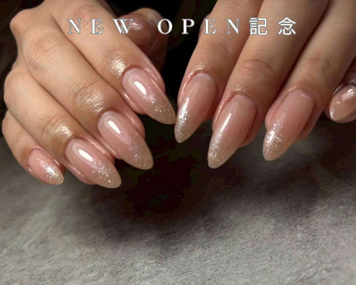 ネイル オーロラネイル ボルドー クリアネイル ドット フラッシュネイル ハンドネイル メラク難波/長さだし パラジェルフィルインのネイルデザイン