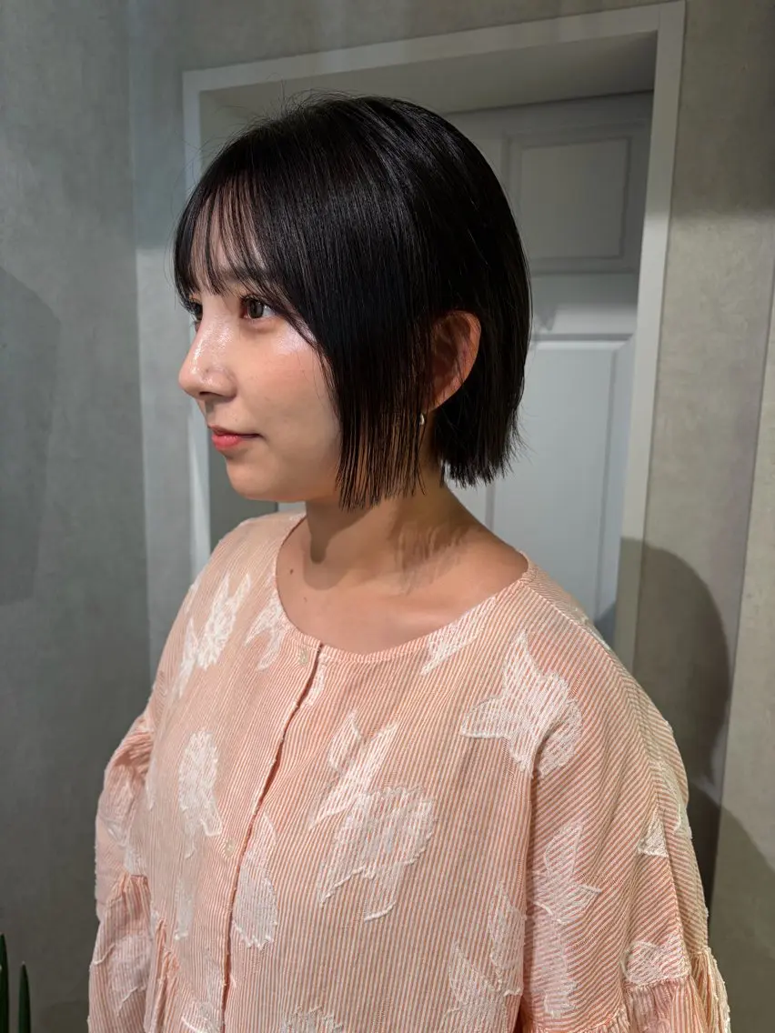 ショート カラー ボブ カット ヘアカラー トリートメント ナチュラル透明感🌱 小山美樹子のヘアスタイル