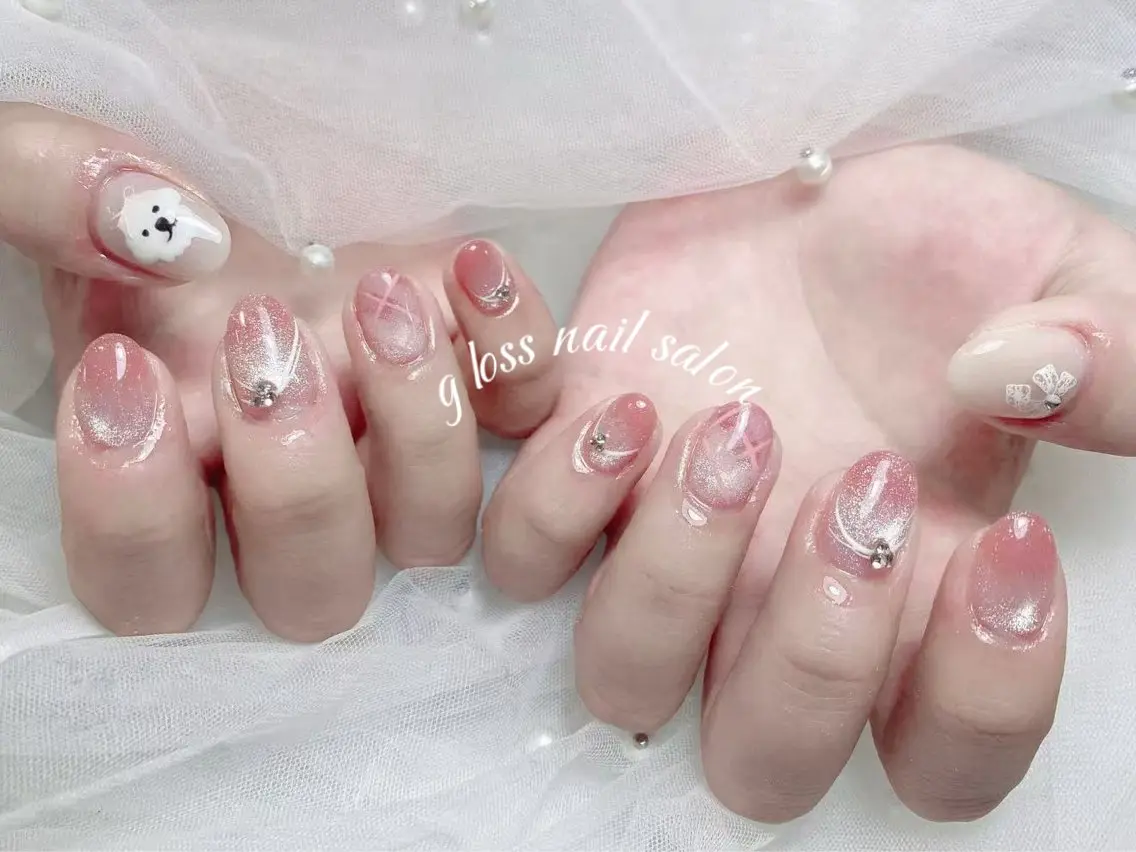 ネイル りこ🫧 gloss nailのネイルデザイン