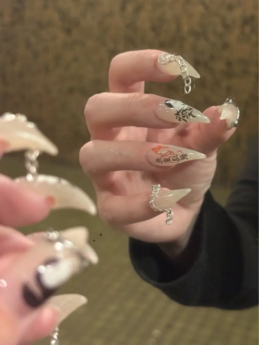 ネイル ハンドネイル yuri / 個性派nailのネイルデザイン