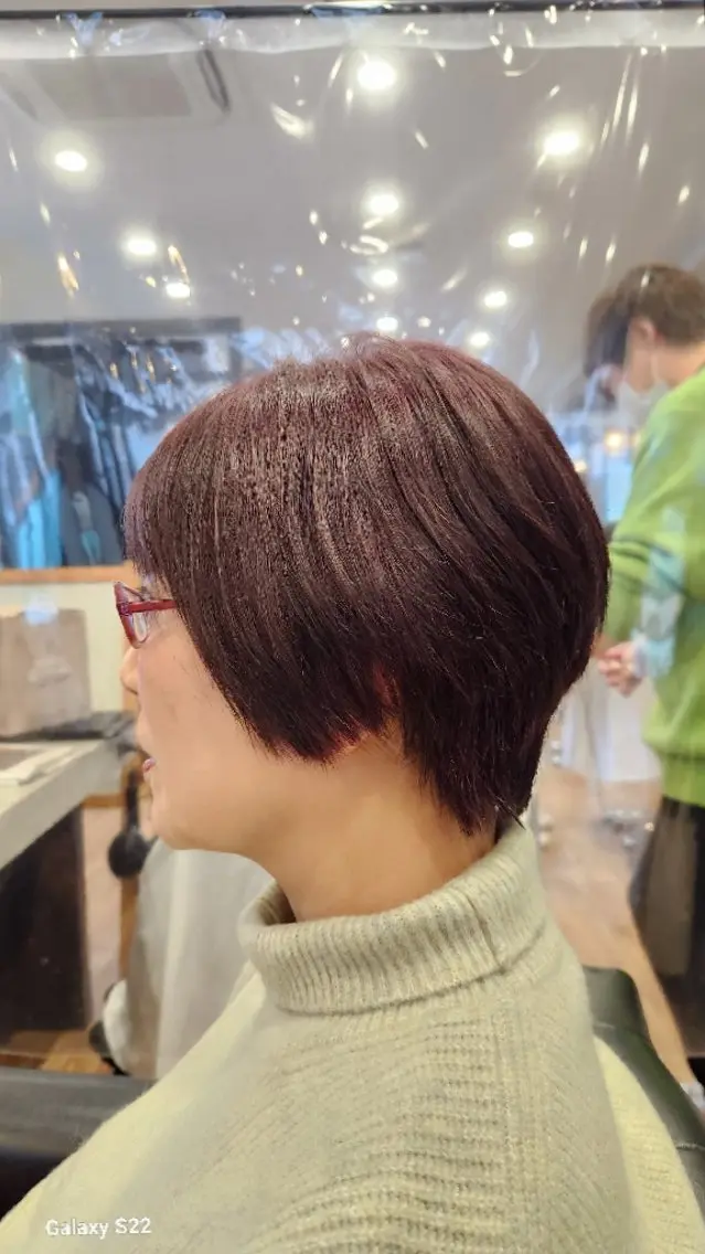 ショート カラー カット ヘアカラー 橘 莉穂のヘアスタイル
