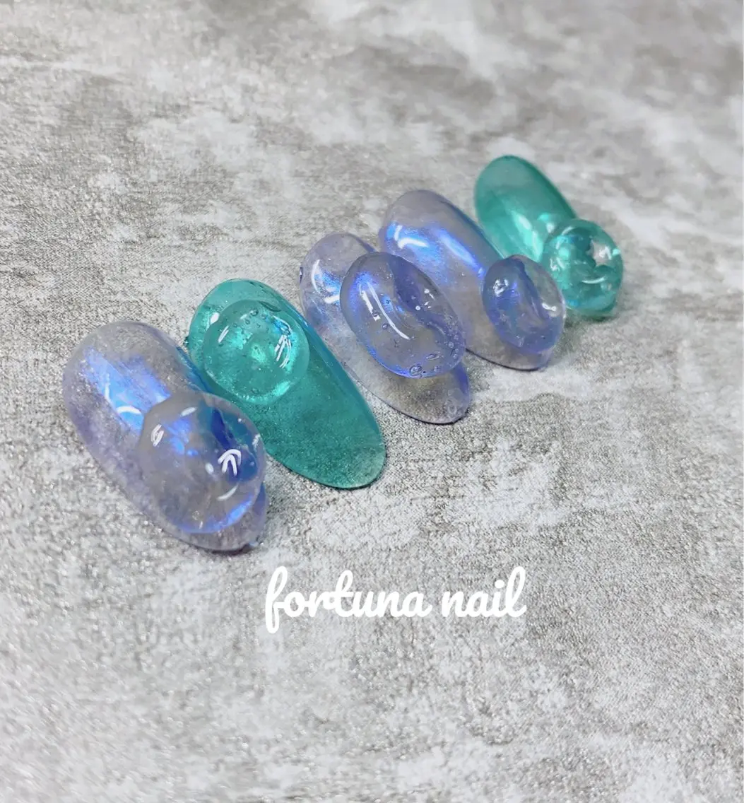 ネイル Nail •Head スパFortunaのネイルデザイン