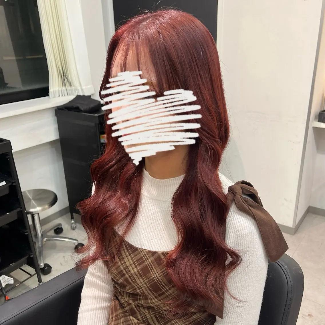 カラー ブリーチ ボルドーカラー ダブルカラー ブリーチなしカラー レッドカラー ヘアカラー MOMOKA / Lapis今泉店のヘアスタイル