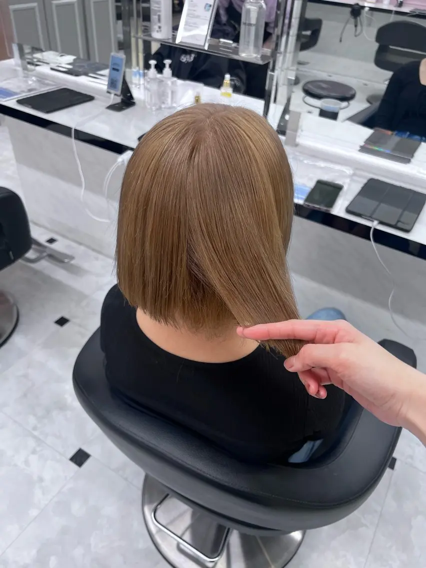 ミディアム カラー ヘアアレンジ カット ヘアカラー トリートメント ヘッドスパ ヘアセット 💕上野美容師☁ ブリーチ💖サワのヘアスタイル