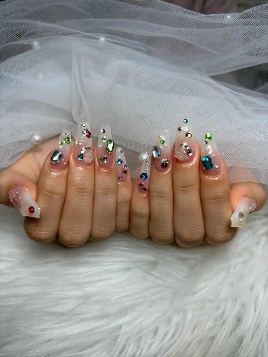 ネイル アートネイル 長さ出し ジェルネイル 韓国ネイル マグネットネイル ハンドネイル Cloudy Chan Nailのネイルデザイン