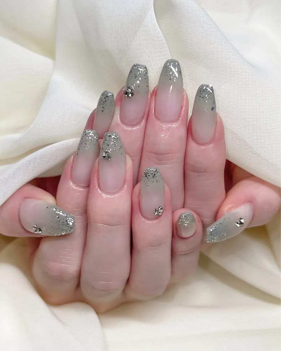 ネイル グラデーション シンプルネイル nail salon MUAのネイルデザイン