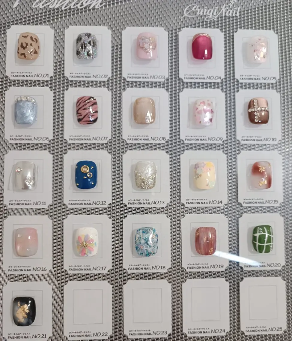 フット定額 親指デザインの写真