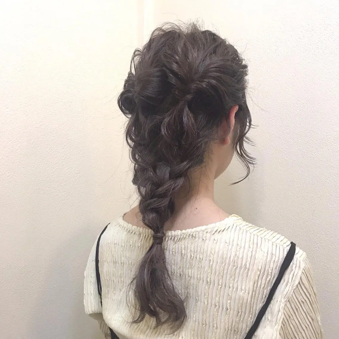 ロング カラー ヘアアレンジ 中野 ゆかのヘアスタイル