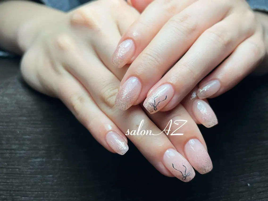ネイル 長さ出し フットネイル フレンチネイル マグネットネイル ニュアンスネイル salon AZのネイルデザイン