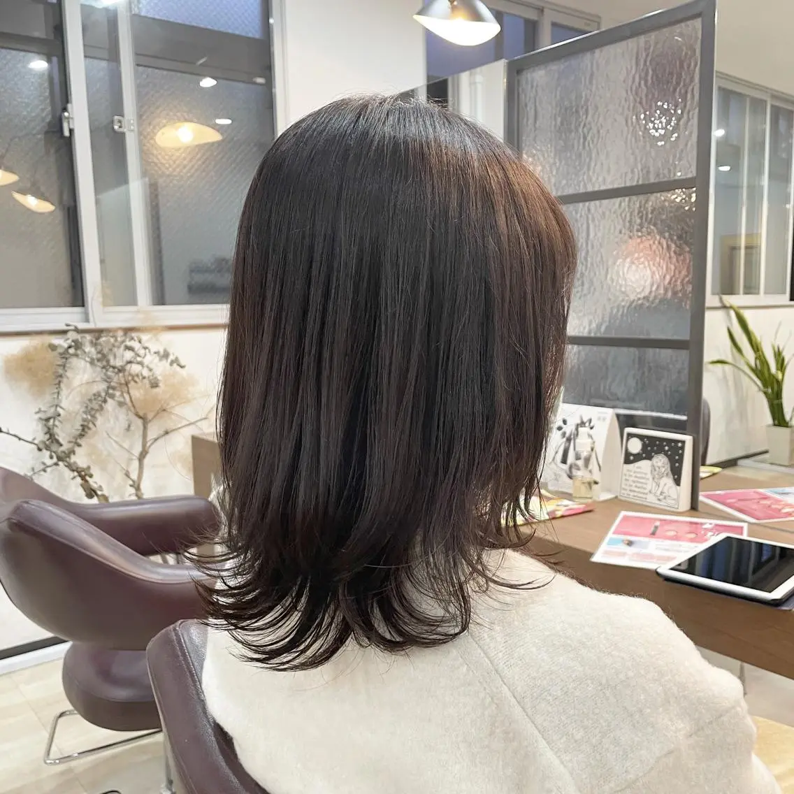 ミディアム カラー アッシュ ラベンダーカラー ラベンダーアッシュ オレンジ くびれヘア SOL .✂︎ 松永李帆のヘアスタイル
