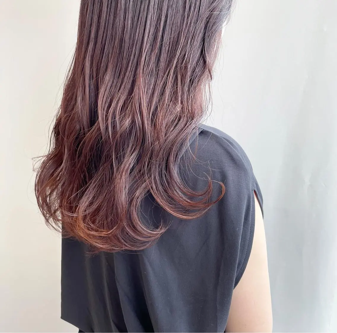 ロング カラー カット ヘアカラー トリートメント 山口 莉奈のヘアスタイル