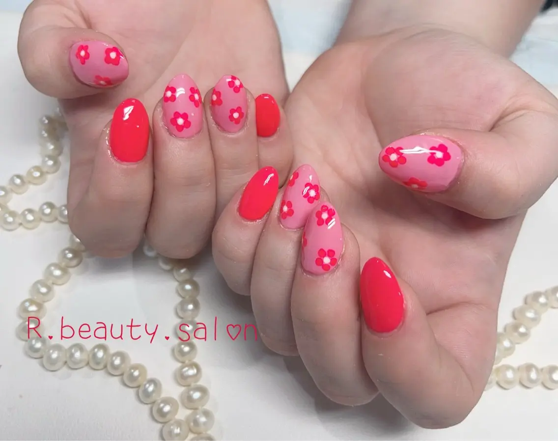 ネイル R.beauty サロンのネイルデザイン