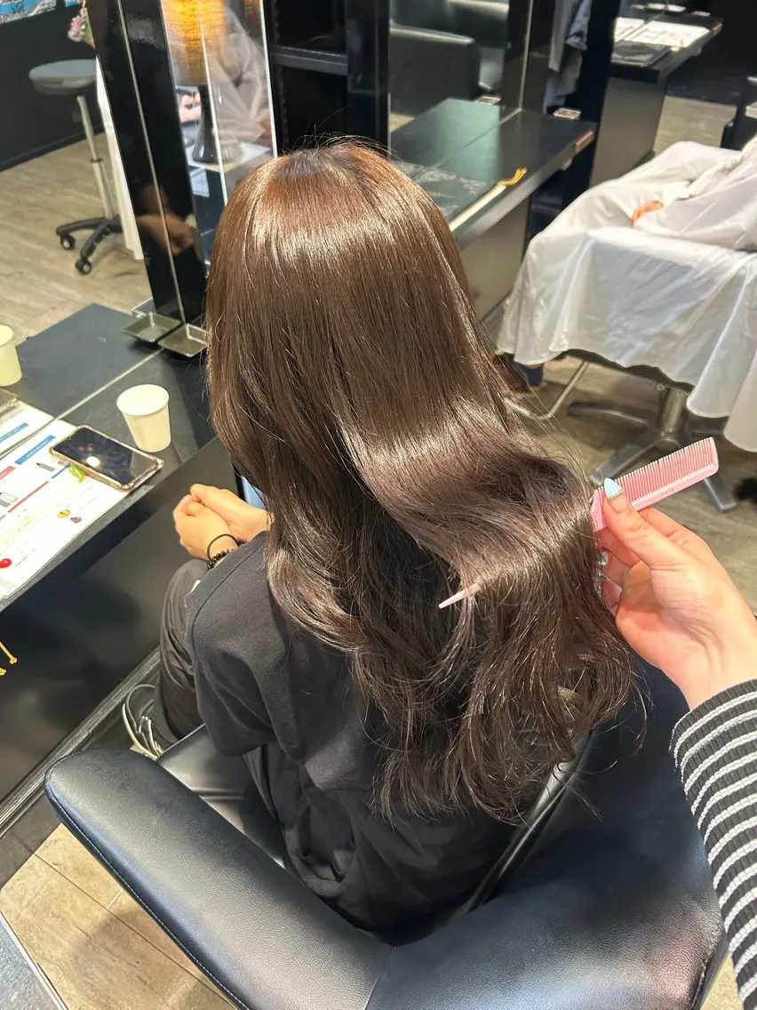 ロング ヘアカラー トリートメント ishizuka toaのヘアスタイル