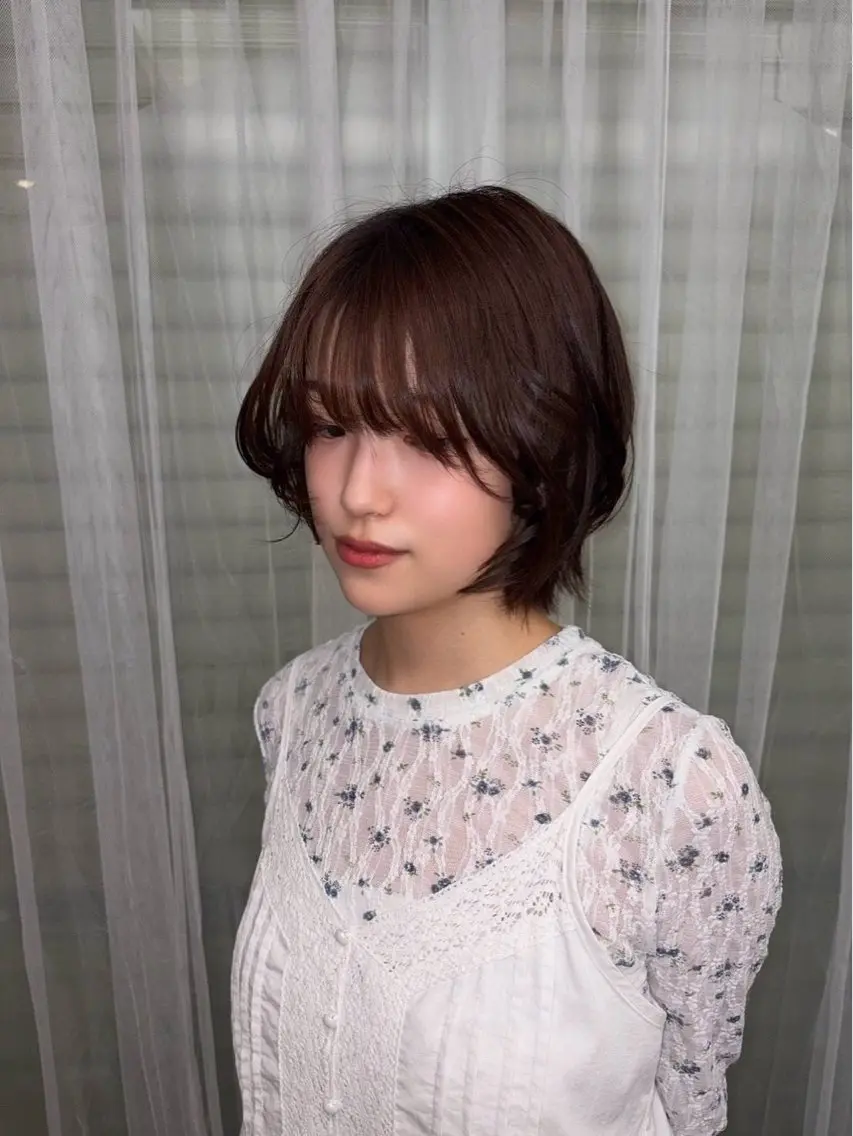 ショート カラー ヘアカラー トリートメント Ichika🦋 | 暖色カラー|ブリーチのヘアスタイル